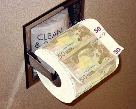 Banknotowy papier toaletowy